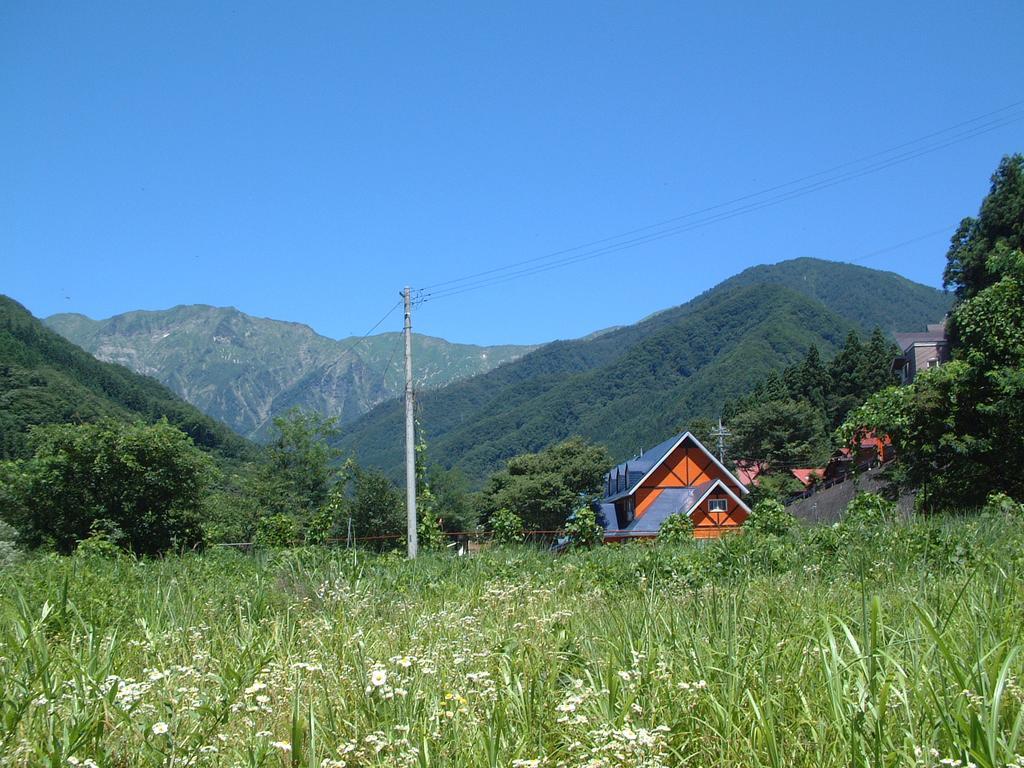 Tanigawadake Raspberry Youth Hostel Minakami Exterior photo