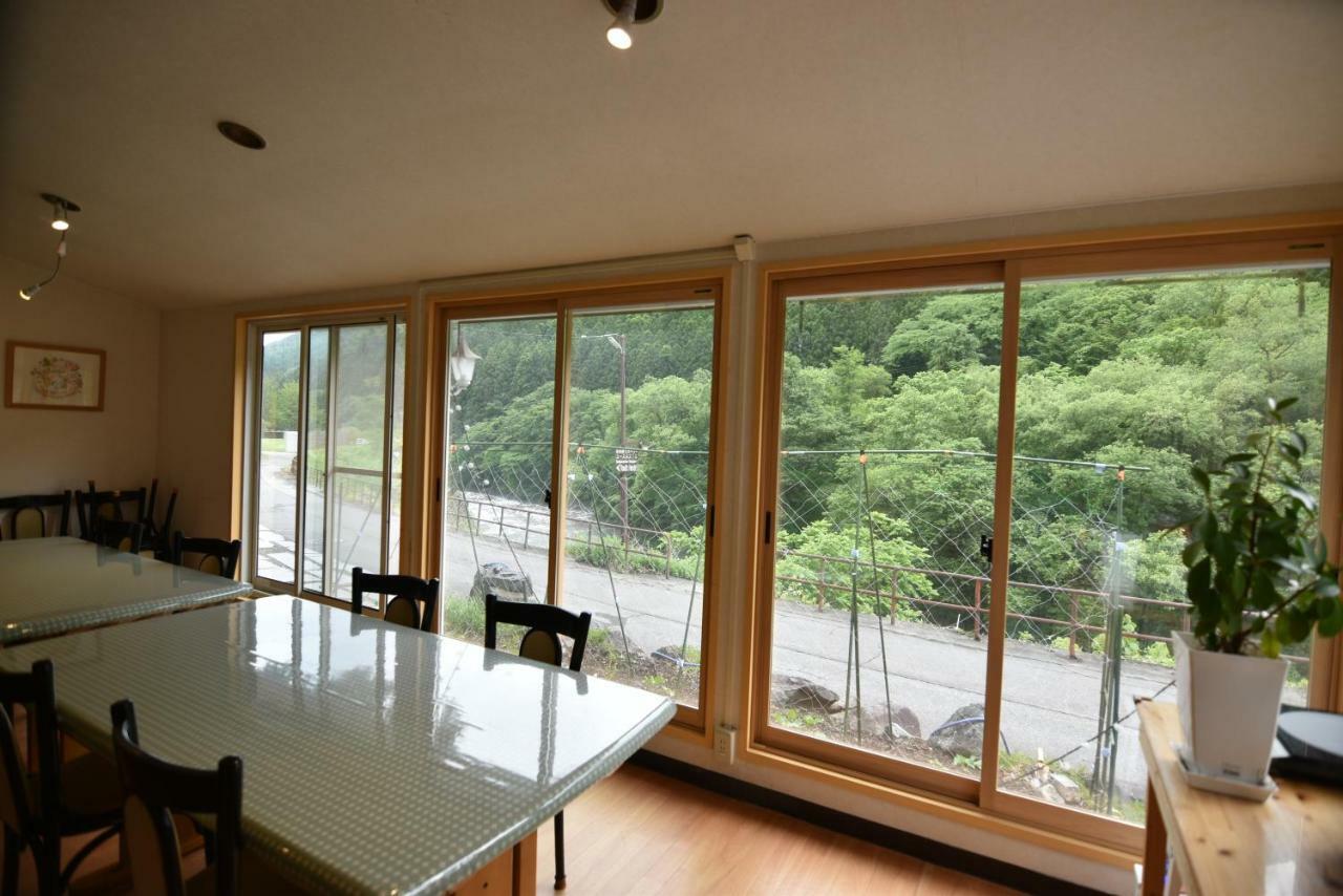 Tanigawadake Raspberry Youth Hostel Minakami Exterior photo